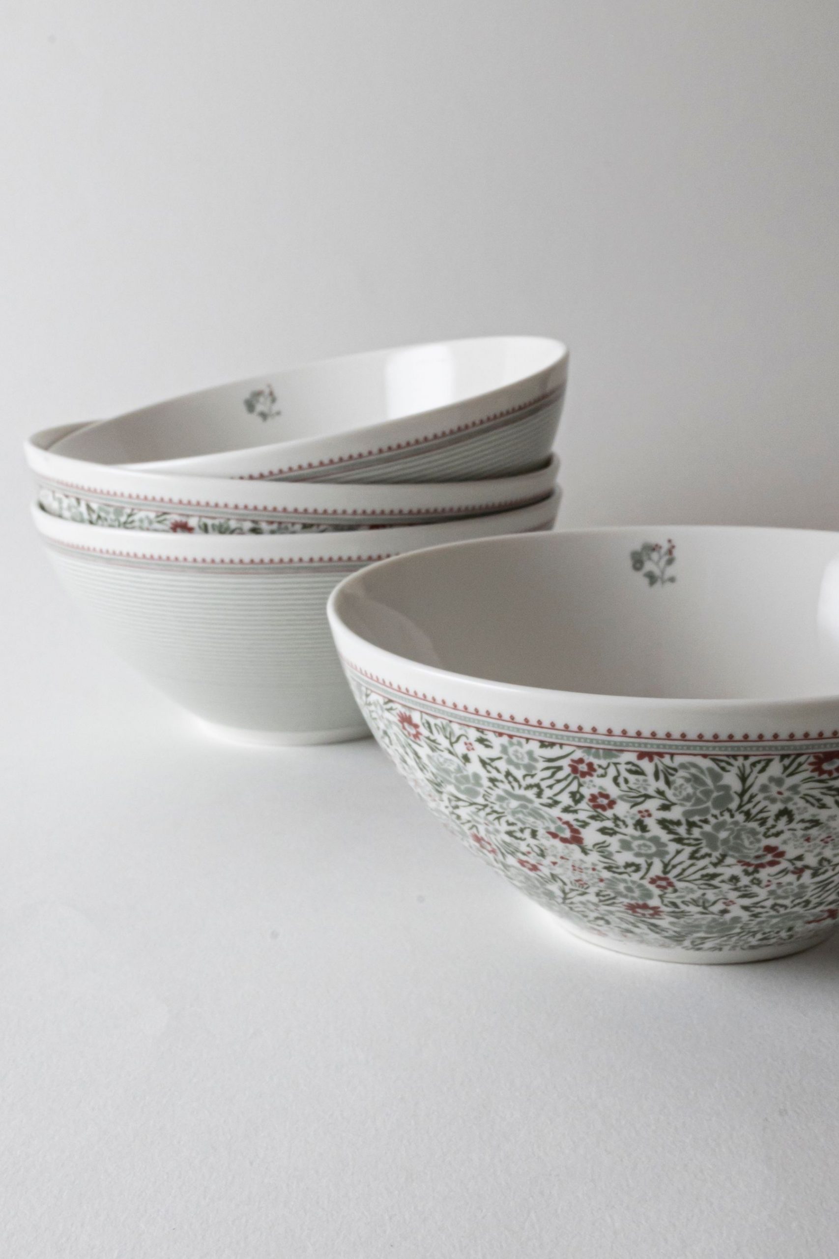 Laura Special of Wild Set Bowls 4 in offer Collectables - limit Ashley Clematis 2023